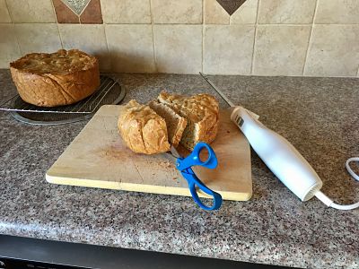 How to cut no-knead loaves