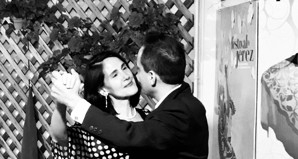 da-AL dances Argentine Tango with her honey