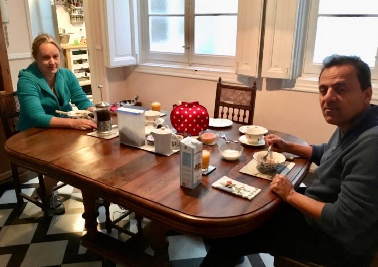 Breakfast with hostess Henrietta Fielden and da-AL's husband.