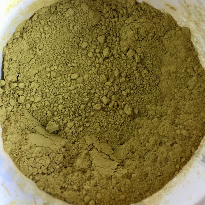 Photo of henna powder.  