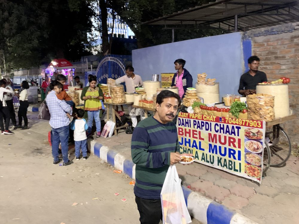 Photos of street food vendors across from Kolkata Book Fair.