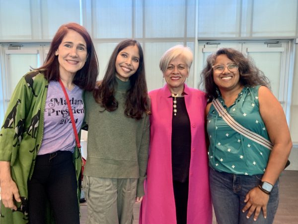 Photo of all in a line: da-AL, Zara Raheem, Alka Joshi, Nirva Parikh.